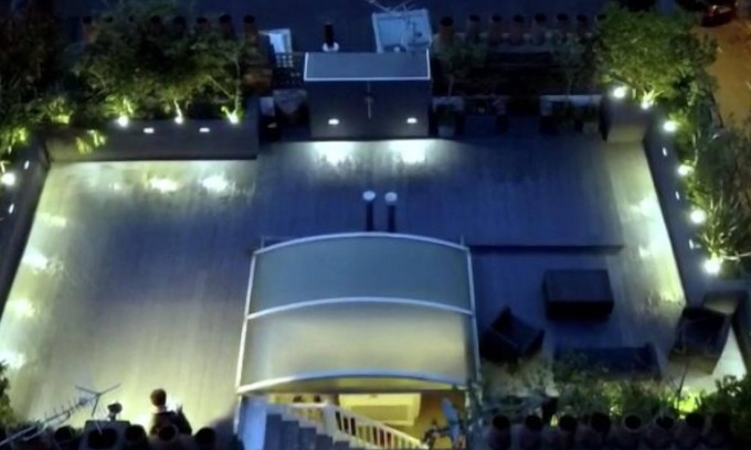 South Kensington Apartment | South Kensington 2 bedroom penthouse with lush roof top garden