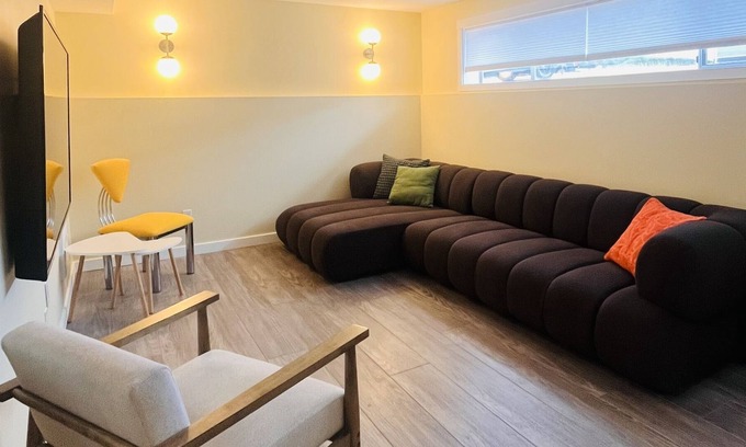 Port Alberni House | South Port Garden Suite