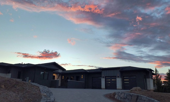 Reno House | South Reno Stunning New Custom Home