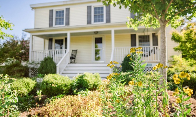 Stanardsville House | South River Guest House