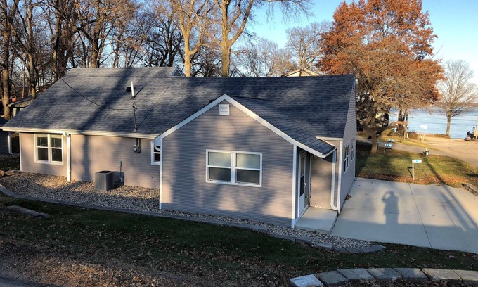Clear Lake House | South Shore Cottage