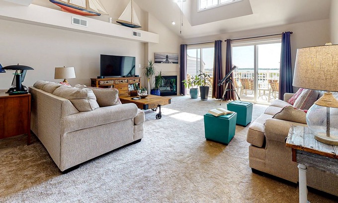 Bethany Beach House | South Shore dog-friendly marina townhome with multiple balconies, pool & tennis