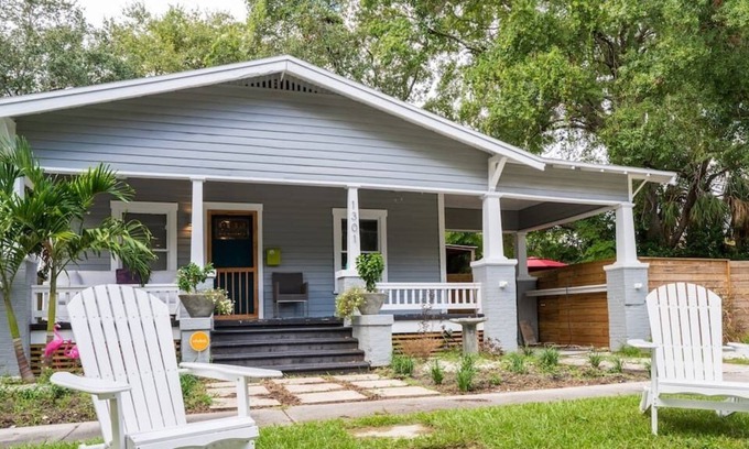 SoHo House | South Tampa Bungalow Retreat - Walking distance to over 30 restaurants and Tampa