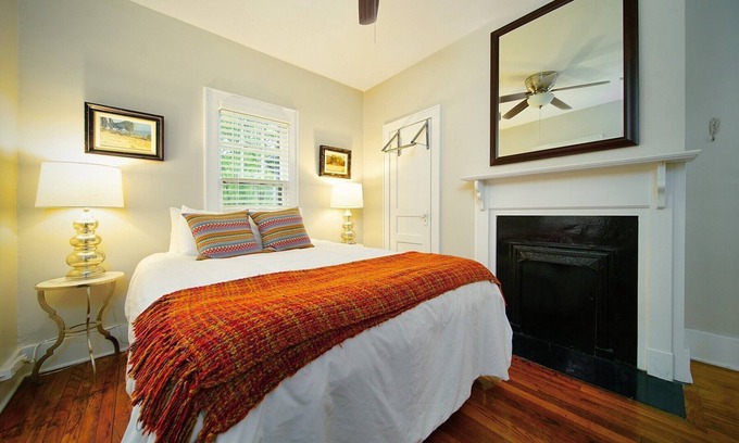 Germantown House | Southern Charm: Minutes to downtown Nashville with a cozy porch swing