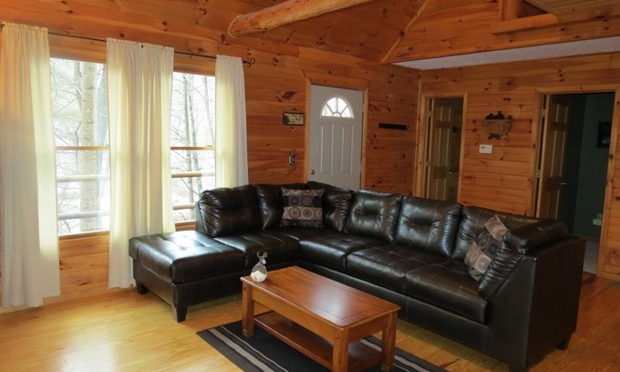Logan Cabin | Southern Comfort Cabin