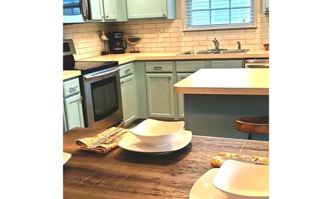 Charleston House | Southern Comfort-Enjoy Charleston!