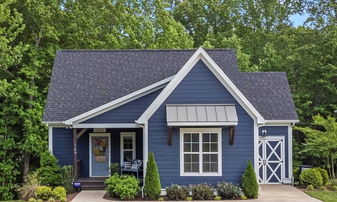 Tullahoma House | Southern Comfort - Tims Ford just steps away!