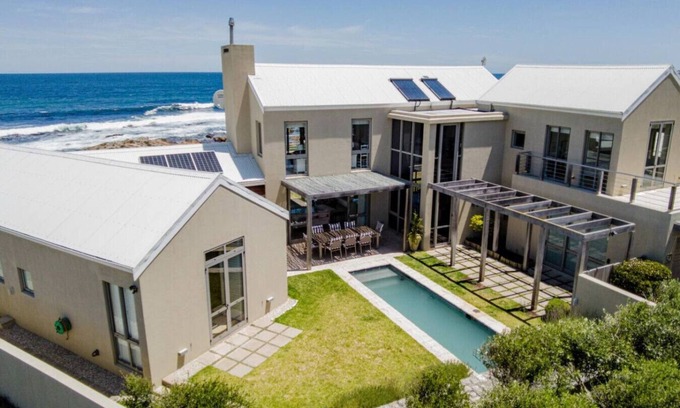 Sandbaai Villa | Southern Comfort Villa | Elegant Seafront Escape | Pool & Cliff Path Access