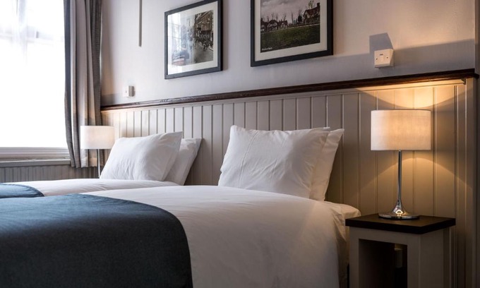 Watford Hotel | Southern Cross