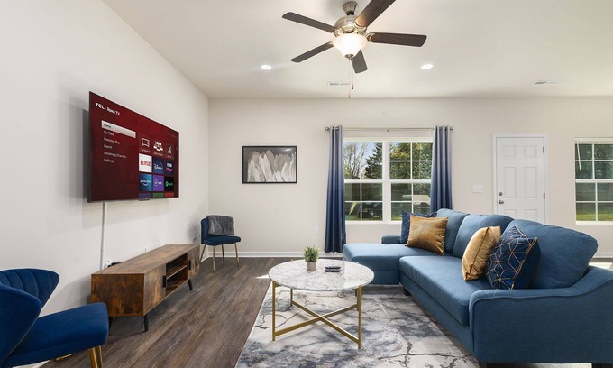 Lindley Park House | Southern Gem, Game Rm, Fire Pit, Near Coliseum