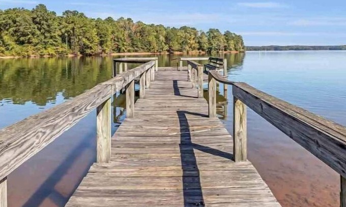 Troup County Cabin | Southern Lakeside Cabin #1