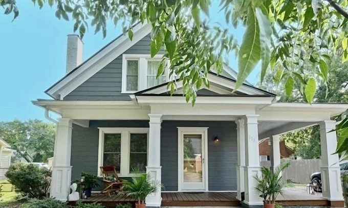 Edenton House | Southern Porch Charmer - Walk to Downtown Main Street and Waterfront!