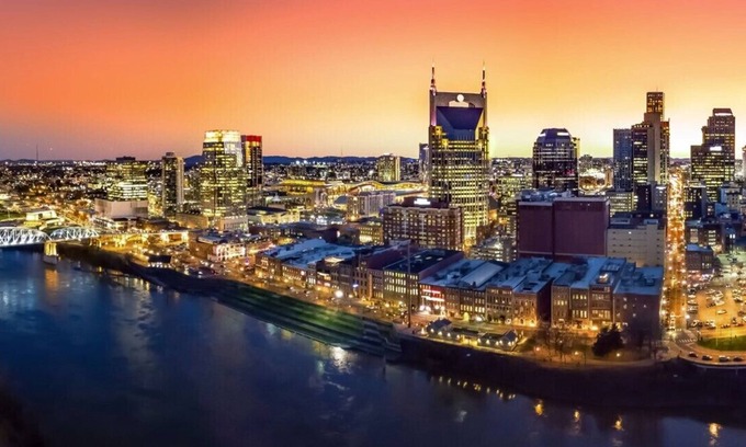 Hadley - Washington House | Southern Souls 715-Sleeps 6