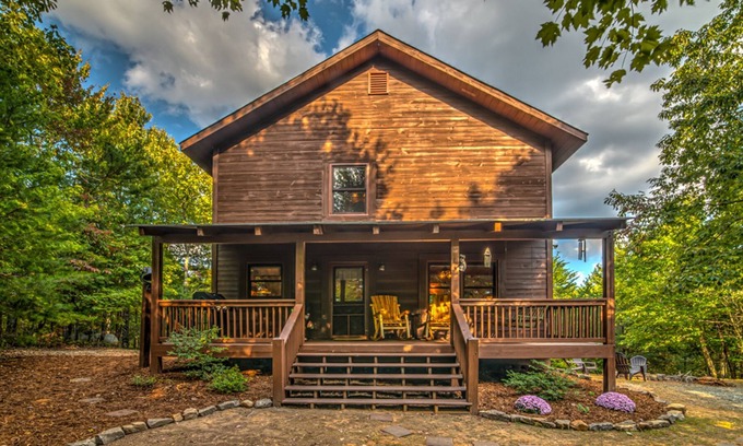 Morganton Cabin | Southern Star by Escape to Blue Ridge