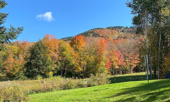 Londonderry Condo | Southern Vermont ski condo - cozy & comfy in every season - at Magic Mountain.
