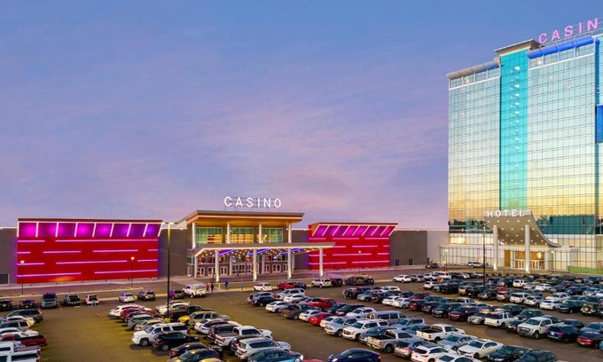 Blanton Hotel | Southland Casino Hotel