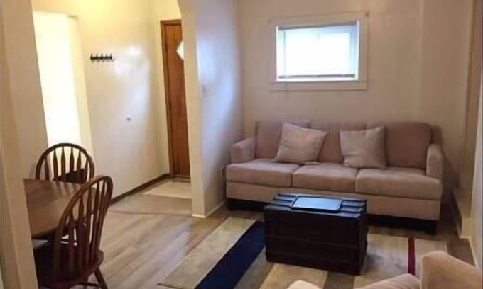 South Side Flats Apartment | Southside Flats Cozy Quiet Luxury
