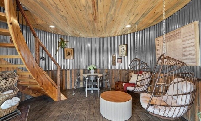 Fredonia Cabin | Southwest Silo Stay- 1 Bedroom Near Zion & Bryce