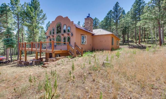 Angel Fire House | Southwestern Angel Fire Abode w/Game Room