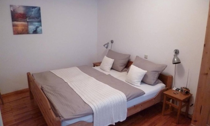 Weisenheim am Berg Bed & Breakfast | Spätlese - Holiday apartment - Alter Winzerhof