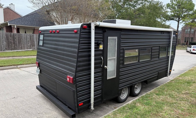 Barker House | Space City Glamper RV