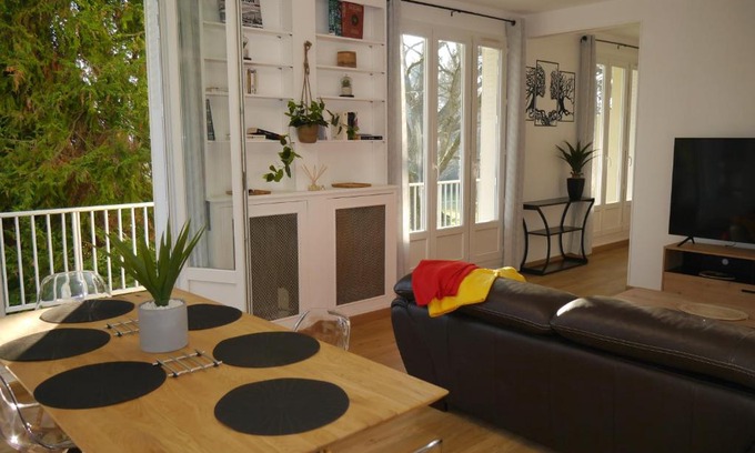 Orsay Apartment | Spacieux F5 au parc arboré