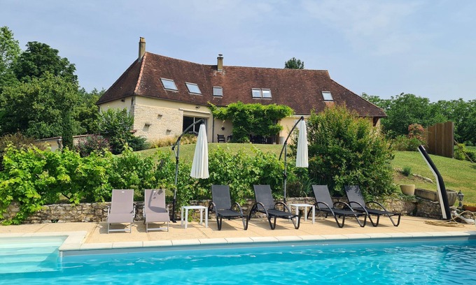 Saint-Martial-de-Nabirat House | Spacious village house, with private pool and large garden