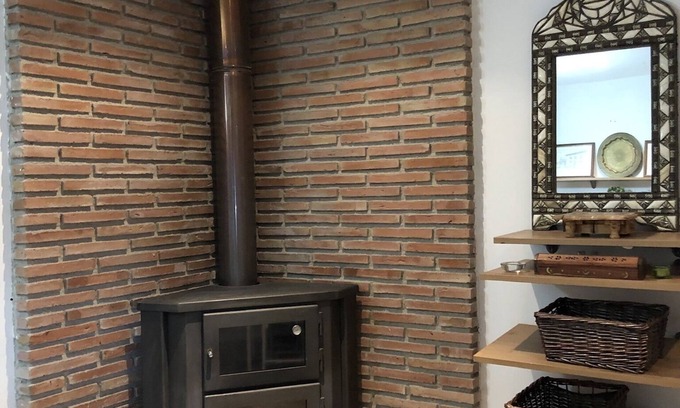 Casarabonela House | Spacious 1 bedroom apartment in the heart of Casarabonela