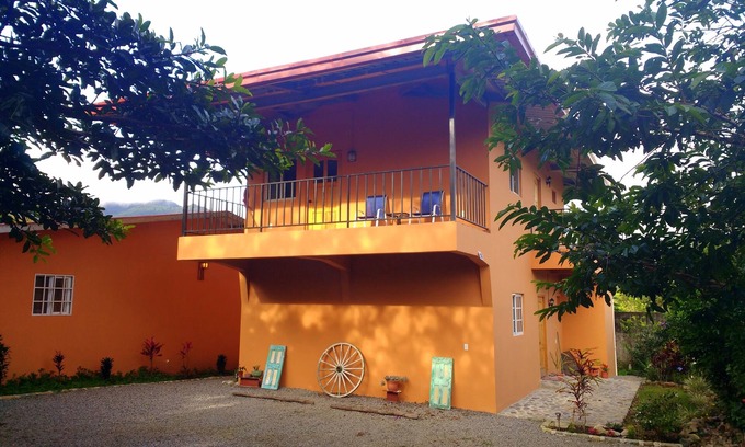 Alto Boquete Apartment | Spacious 1 bedroom, 1 bath apartment w/large kitchen, 5 minutes to Bajo Boquete