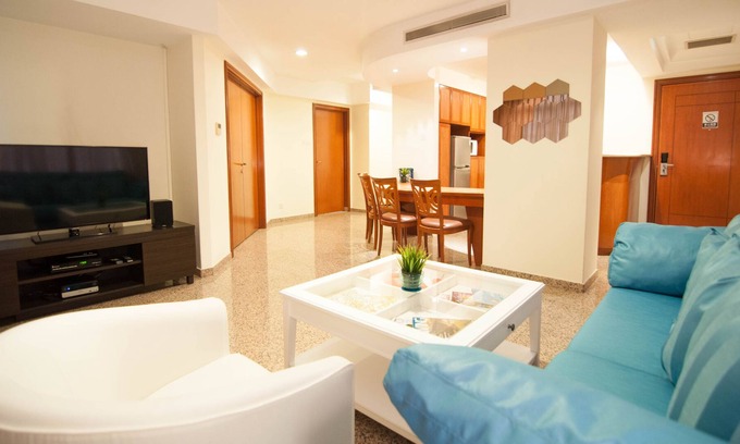 Orchard Apartment | Spacious 1 BR Deluxe near Orchard