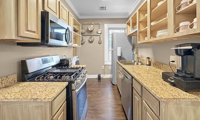 Gentilly Terrace House | Spacious 1-BR with modern upgrades—perfect for a comfortable and stylish stay!