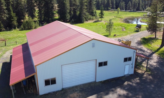 Idaho County Cabin | Spacious 11 Bdrm Lodge on edge of Clearwater Ntl Forest