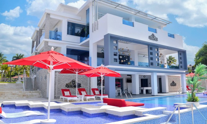 Ensanche Miramar Villa | Spacious 12-bedroom villa in wonderful Puerto Plata with area games,spa and club