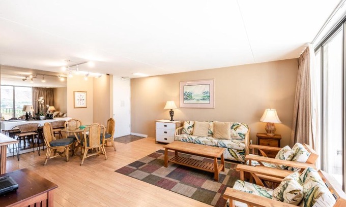 Waikiki Apartment | Spacious 14th Floor Corner Suite, Partial Diamond Head and Ocean Views, FREE Parking!