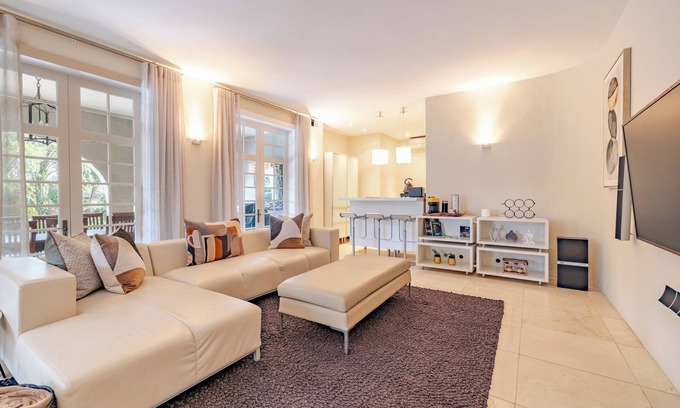 La Lucia Apartment | Spacious 1Bedroom Garden Retreat with Private Pool
