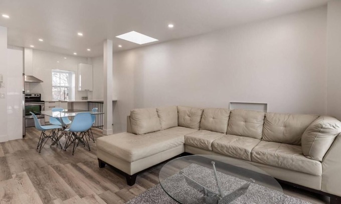 Gay Village Apartment | Spacious 2 bedroom apartment