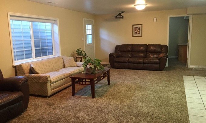 Cedar City Apartment | Spacious 2 Bedroom Basement Apartment w/full Kitchen and large living room. 🚭