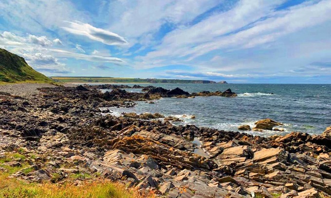 Cullen House | Spacious 2 Bedroom Home in Picturesque Cullen.