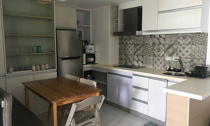 Don Bosco Condo | Spacious 2 bedroom unit fits 8 pax