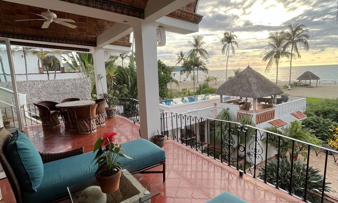 Puerto Vallarta Apartment | Spacious 2 bedroom oceanfront apartment