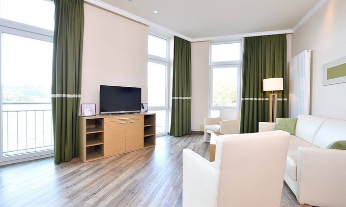 Heimbach Apartment | Spacious 2-person suite with lake view