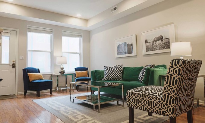 Cherokee Triangle House | Spacious 2BR/2.5BA Highlands Townhouse ~ SLEEP 6