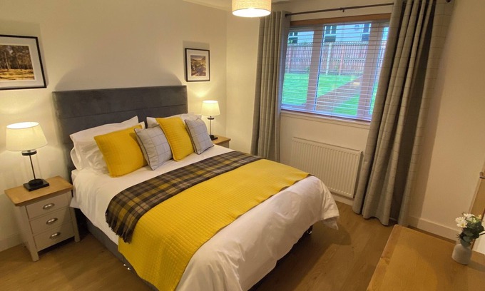 South Galson Apartment | Spacious 2BR Apartment - Ground Floor - Inverness