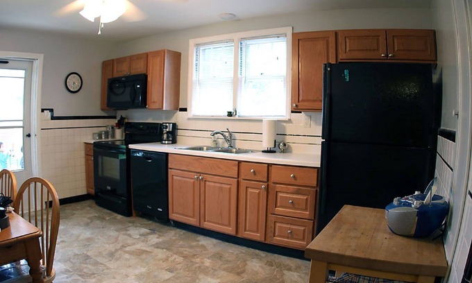 Raritan House | Spacious 2br apartment in Raritan - Fully furnished!