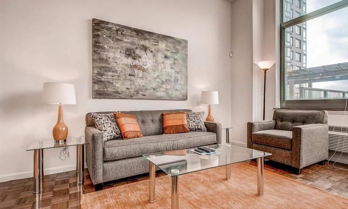 Hudson Exchange Apartment | Spacious 2BR | Full Kitchen | Minutes to PATH | Jersey City by GLS