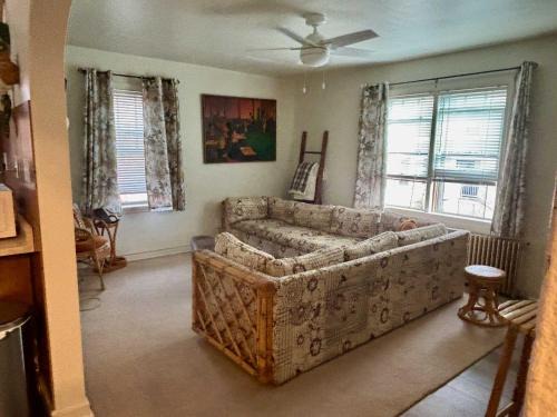 Duquesne Apartment | Spacious 2BR Getaway - Near City -Easy Parking