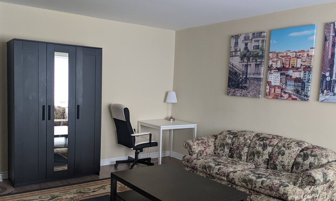 Lachine Apartment | Spacious 3 BDR, apartment , FREE parkin 299017g CITQ