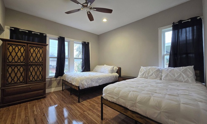 Humble House | Spacious 3-Bed, 2-Bath Retreat – Perfect for Families & Groups!