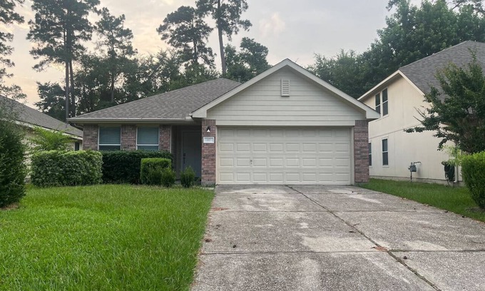 College Park House | Spacious 3 Bed/2Bath House in Conroe