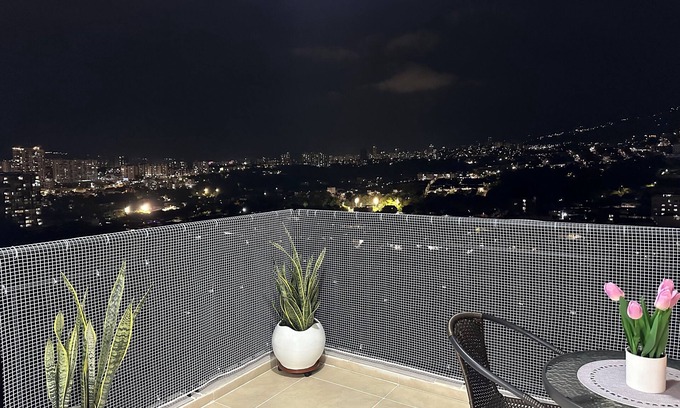 Floridablanca Apartment | Spacious 3-bedroom apartment with AC, fitness room in wonderful Floridablanca